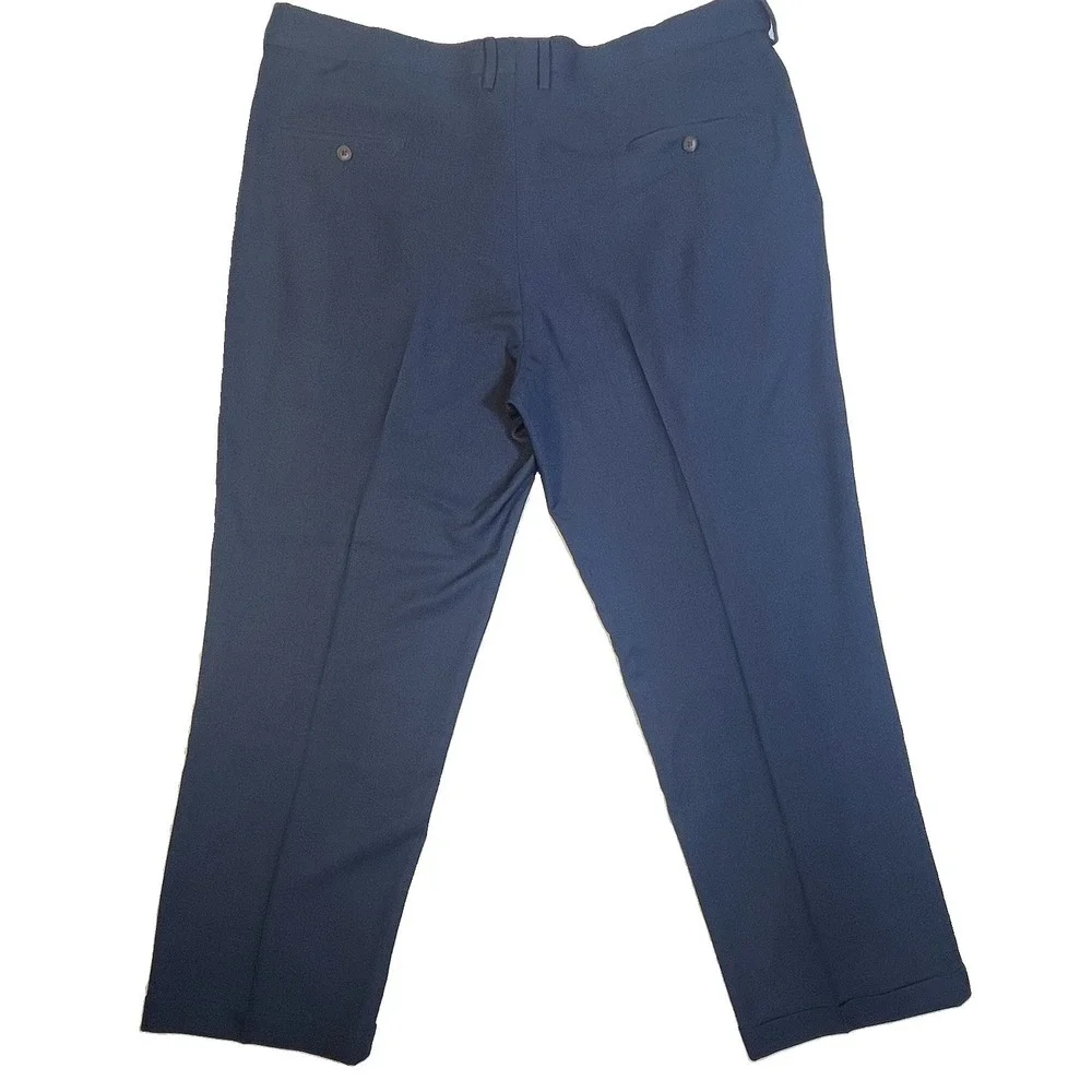 Haggar Men's Premium Comfort Dress Pants 42x30 Navy Classic Fit Stretch